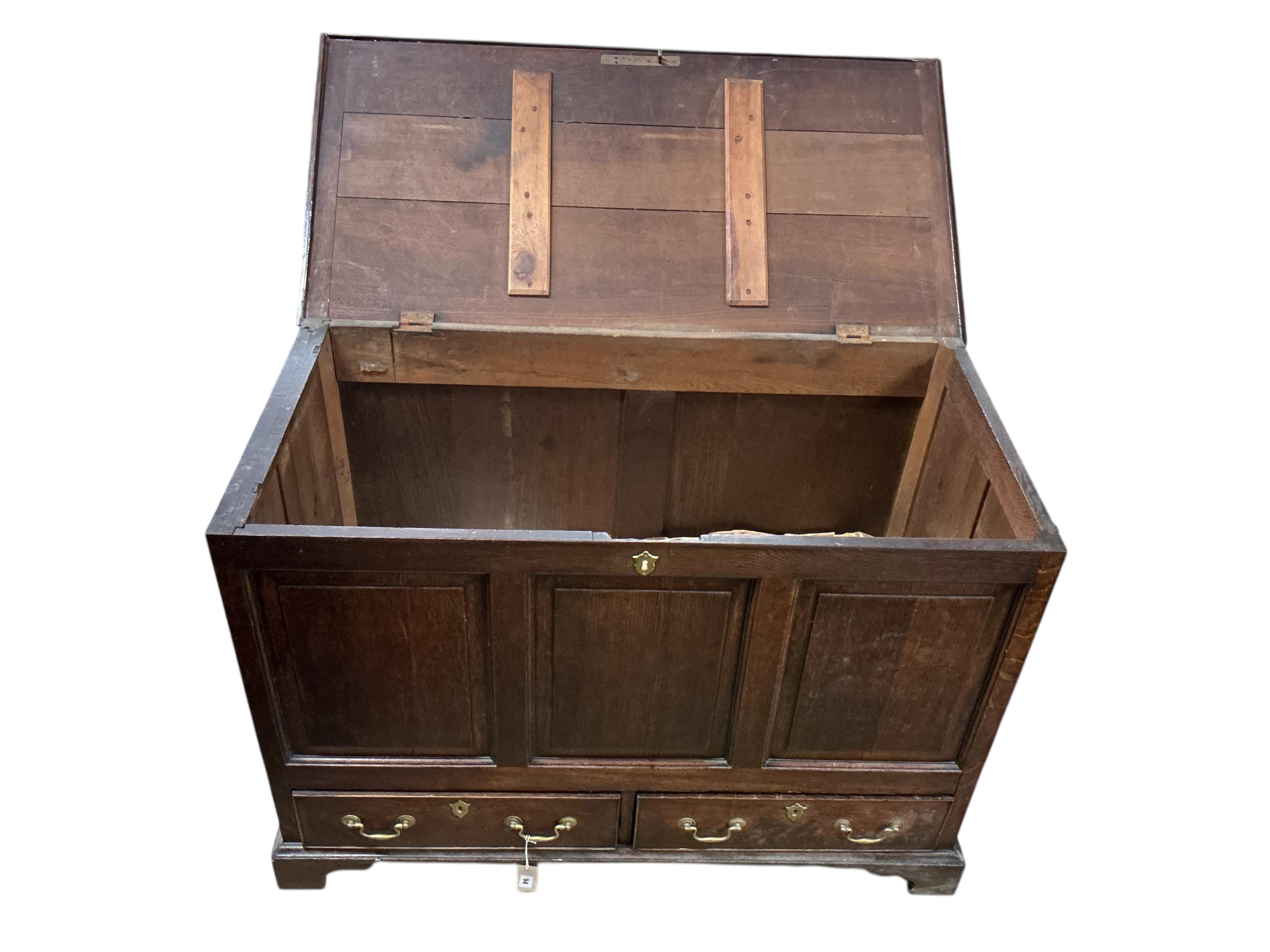 A George III oak mule chest, width 120cm, depth 60cm, height 83cm